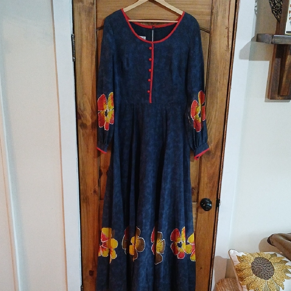 Vintage 1970s Miss Elliette Maxi Dress